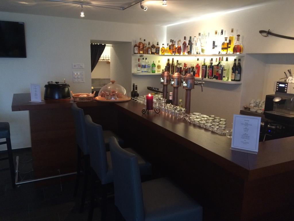 Hotel Schwert Näfels Екстериор снимка