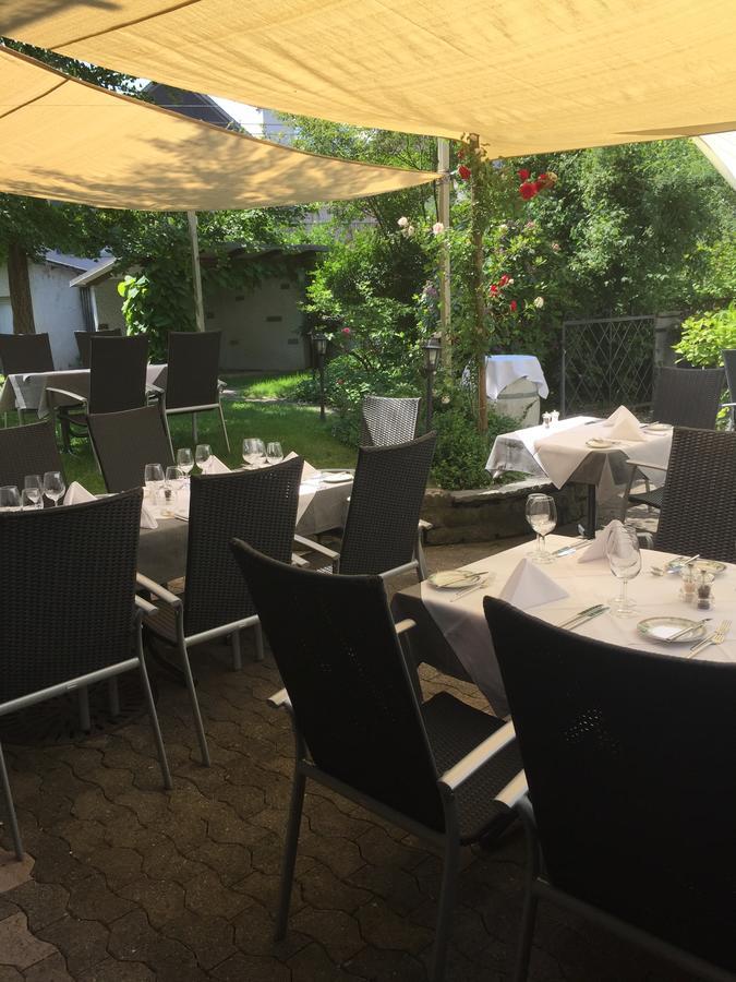 Hotel Schwert Näfels Екстериор снимка