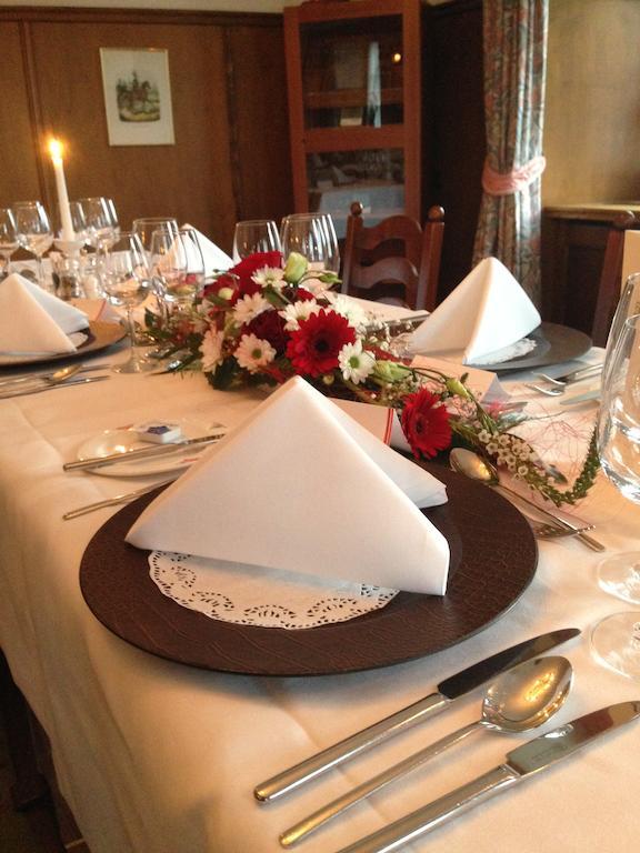 Hotel Schwert Näfels Екстериор снимка