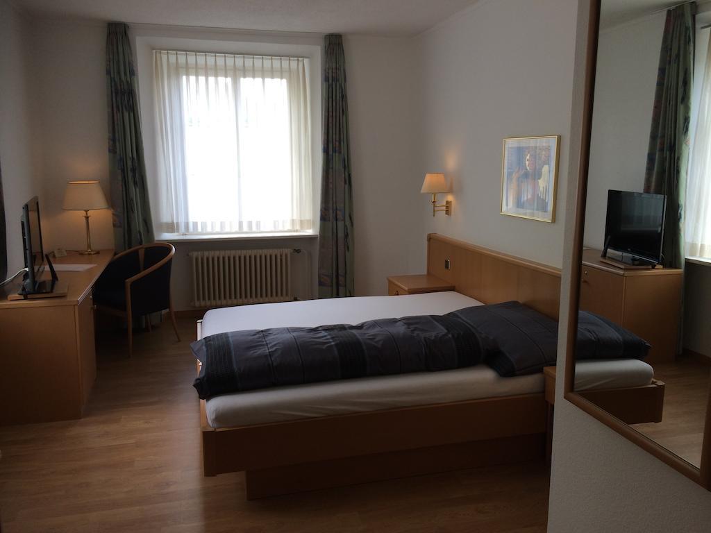 Hotel Schwert Näfels Стая снимка