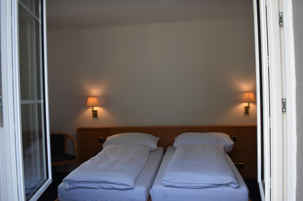 Hotel Schwert Näfels Екстериор снимка